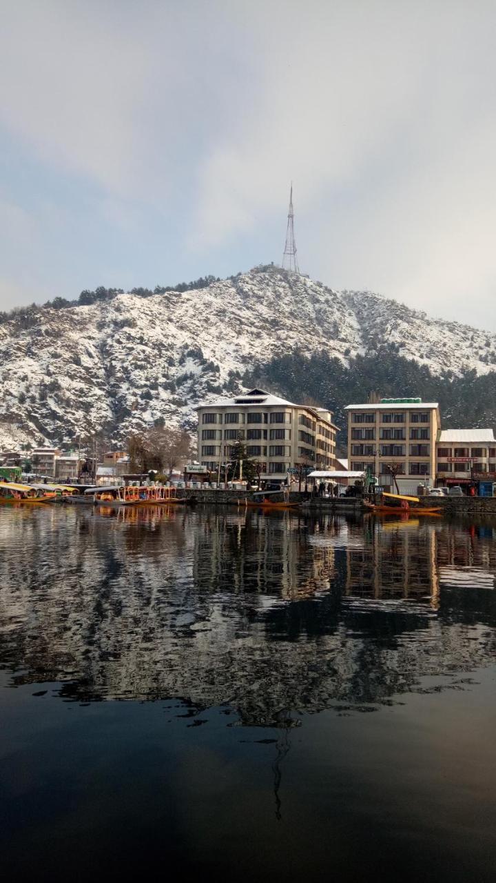House Boat New Pala Palace Srinagar  Luaran gambar
